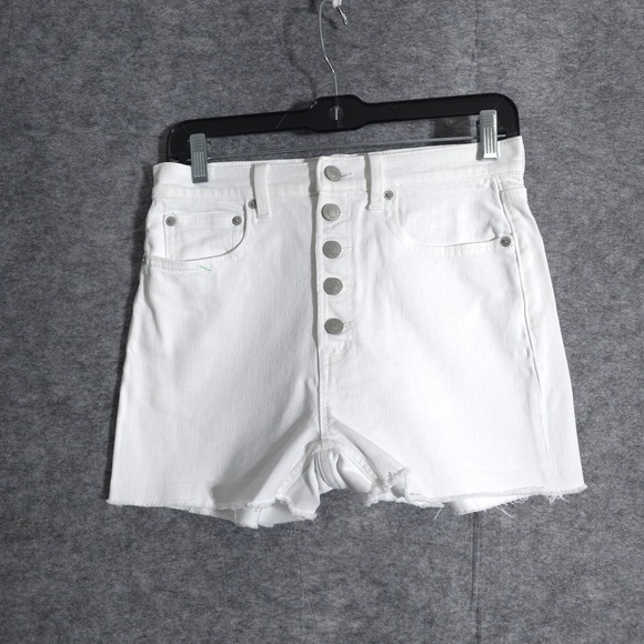 GAP Pants - Gap Denim Shorts White Size 6 28 Cigarette Optic White Hot Pants For Good Cotton